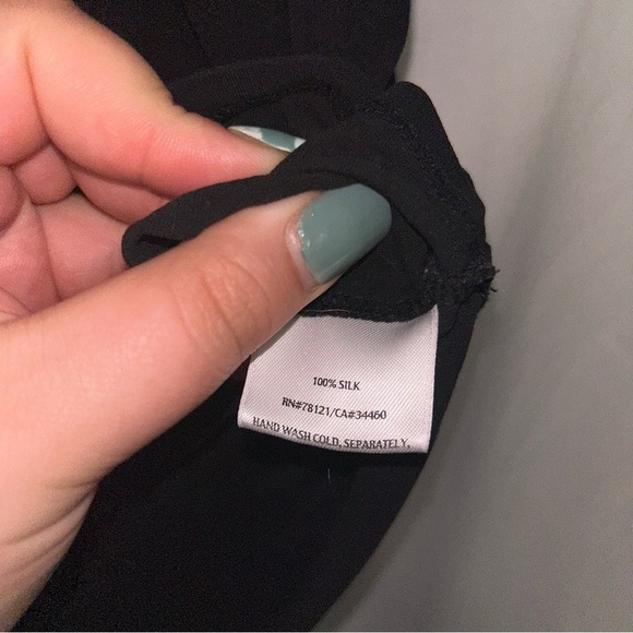 Eileen Fisher Tank Top 100% Silk Solid Sleeveless Shirt Black - Picture 4 of 5